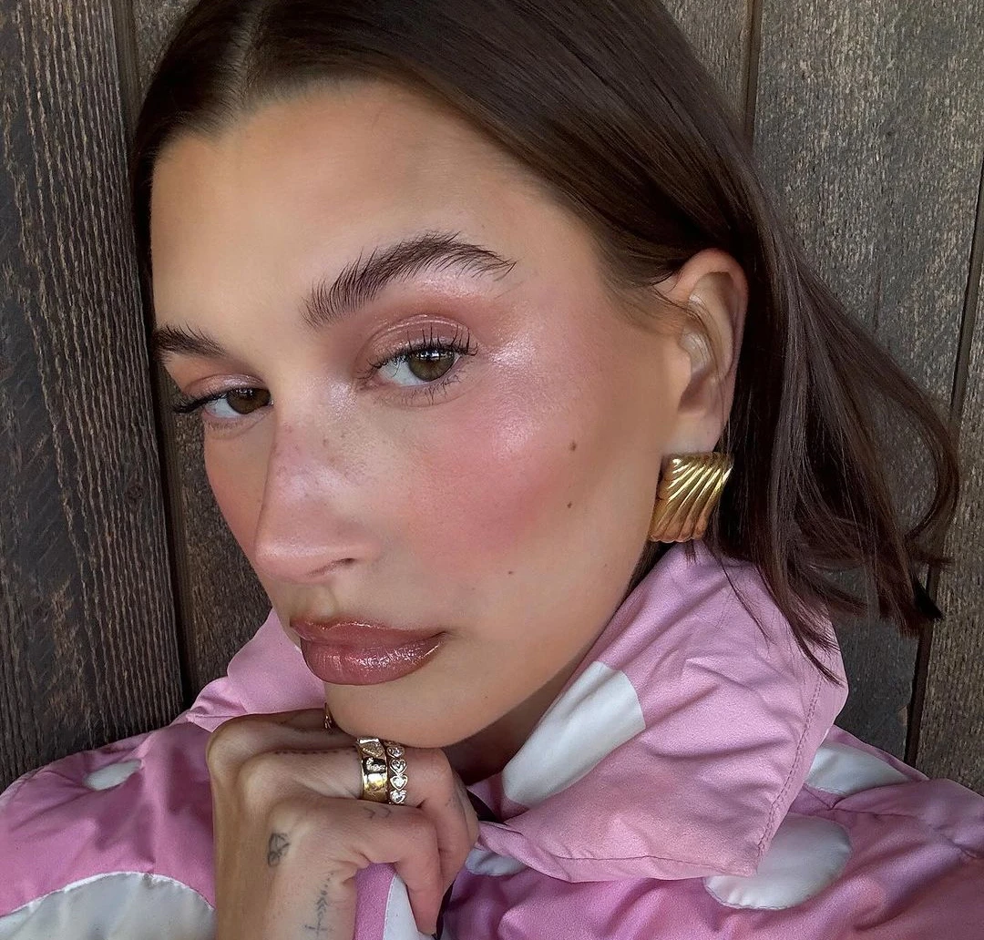 Εννέα makeup trends που θα βλέπουμε παντού το 2024