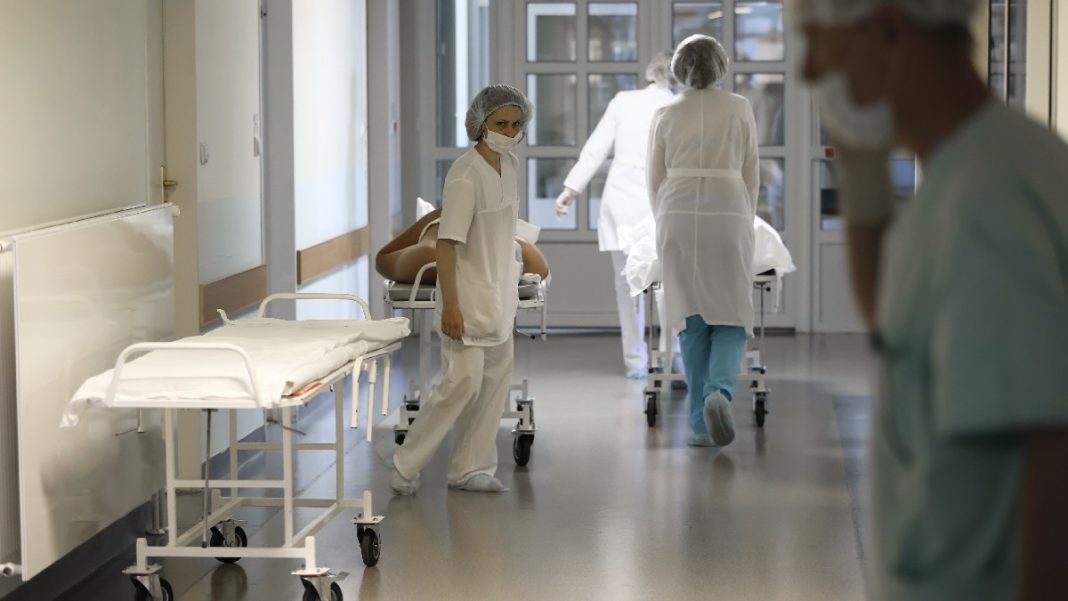 Ιταλία: Η γρίπη και οι συνέπειές της προκαλούν έλλειψη σε νοσοκομεία - Ιταλία: Η γρίπη και οι συνέπειές της προκαλούν έλλειψη σε νοσοκομεία -