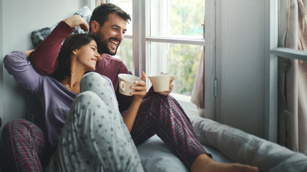 Ο ιδανικός χρόνος για τον πρώτο μας πρωινό καφέ - Πότε πρέπει να αποφεύγουμε την καφεΐνη το βράδυ
