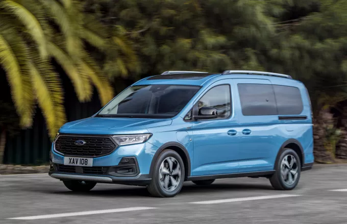 Αναβαθμίζοντας την ευελιξία του Ford Tourneo Connect με το νέο σύστημα Plug-In Hybrid μετάδοσης κίνησης Αναβαθμίζοντας την ευελιξία του Ford Tourneo Connect με το νέο σύστημα Plug-In Hybrid μετάδοσης κίνησης