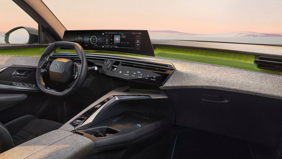 Ανακοινώθηκε το νέο Peugeot E-5008: Ένα μεγάλο SUV με ηλεκτρικές εκδόσεις
