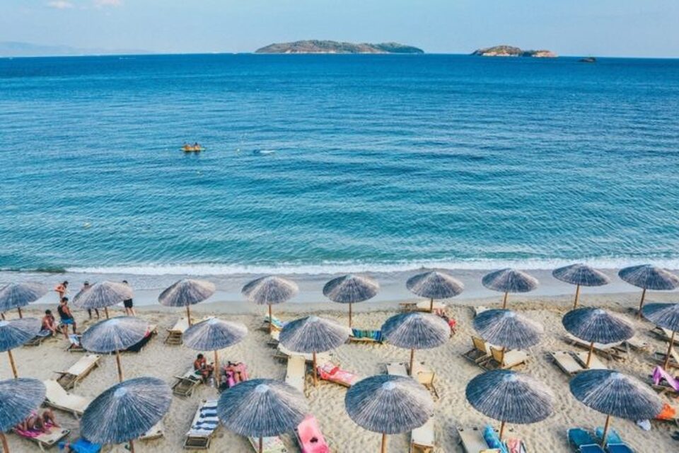 Αναστολή Πληρωμών και Καθεστώς Κοινωνικού Τουρισμού στον Έβρο: Μία Νέα Προοπτική για την Κρατική Αρωγή
