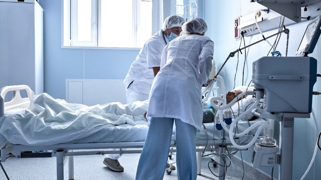 ΕΟΔΥ: Σε υψηλά επίπεδα η θετικότητα της γρίπης – 8 νέοι θάνατοι και 5 σοβαρά κρούσματα