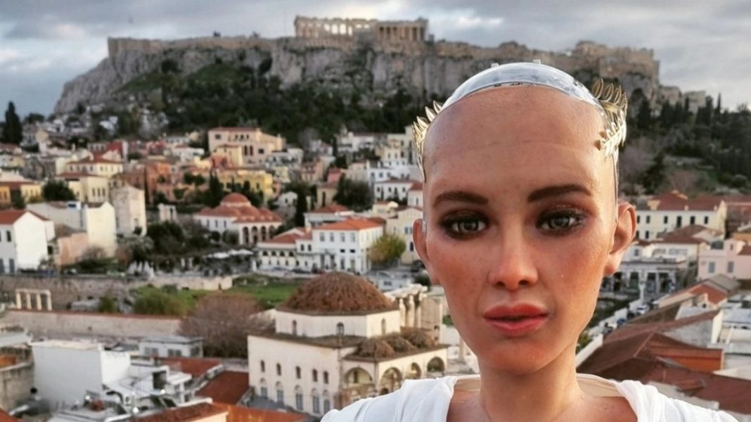 Η Σοφία, η διάσημη τεχνητή νοημοσύνη, εκτοξεύεται στην Ελλάδα - Φωτογραφίζεται στην Ακρόπολη
