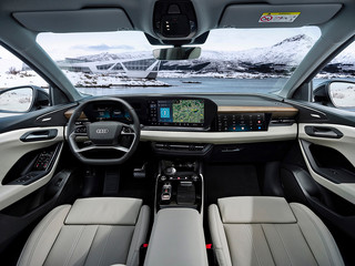 Νέα εποχή για την Audi: Το Audi Q6 e-tron προωθεί την πρωτοπορία της εταιρείας στην πολυτελή ηλεκτροκίνηση
