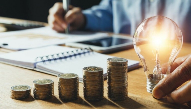 Νέο εργαλείο σύγκρισης τιμών για ρεύμα και φυσικό αέριο: Απλουστεύοντας την επιλογή σας
