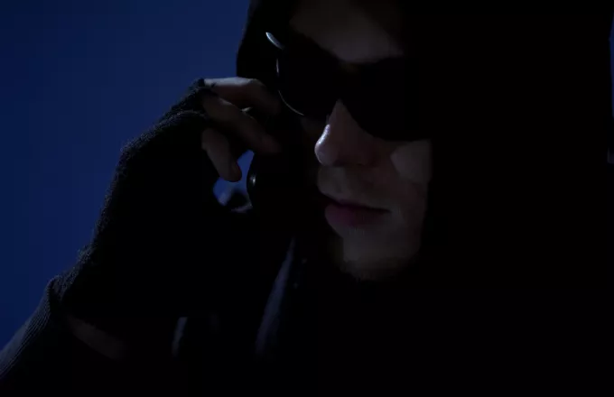 Νέος κίνδυνος απάτης μέσω Τεχνητής Νοημοσύνης: Πώς να αποτρέψετε την εικονική απαγωγή
