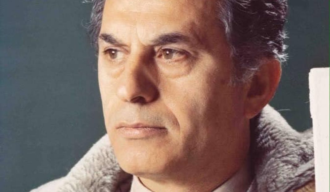 Νίκος Ξανθόπουλος: Το Παιδί του Λαού που Άγγιξε Καρδιές
