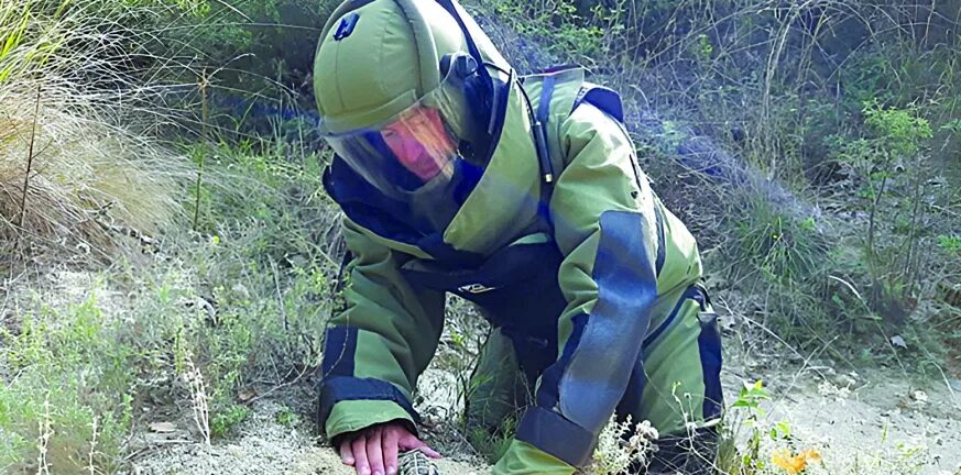 Ο αυτοκινητόδρομος Πατρών - Πύργου: Σημαντικές ανακαλύψεις και επέμβαση κλιμακιού ναρκαλιευτών
