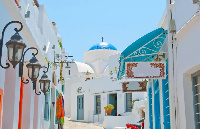 Sifnos: Καταξιωμένος προορισμός ταξιδιώτες του 2024 από τη Vogue