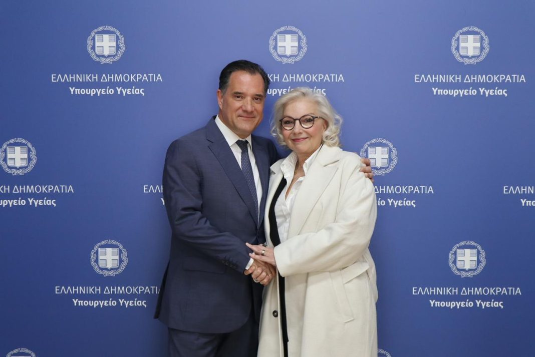 Συνάντηση του Υπουργού Υγείας με την πρώτη ασθενή που θεραπεύτηκε με ιατρική κάνναβη: Ένα νέο ξεκίνημα για την ελπίδα 
