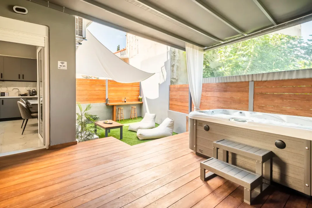 Τα 7 καλύτερα Airbnb για μια αξέχαστη Πασχαλινή απόδραση στην Ελλάδα
