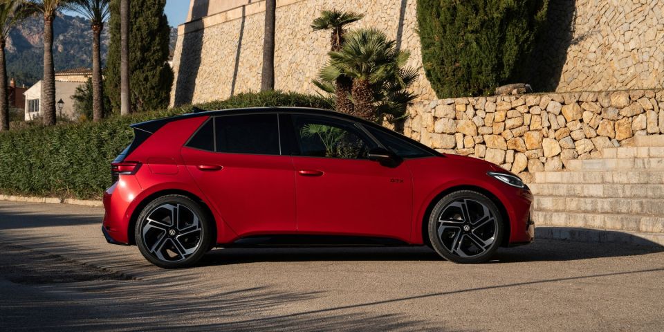 VW ID.3 GTX: Το νέο ηλεκτρικό αυτοκίνητο με αγωνιστική έμπνευση
