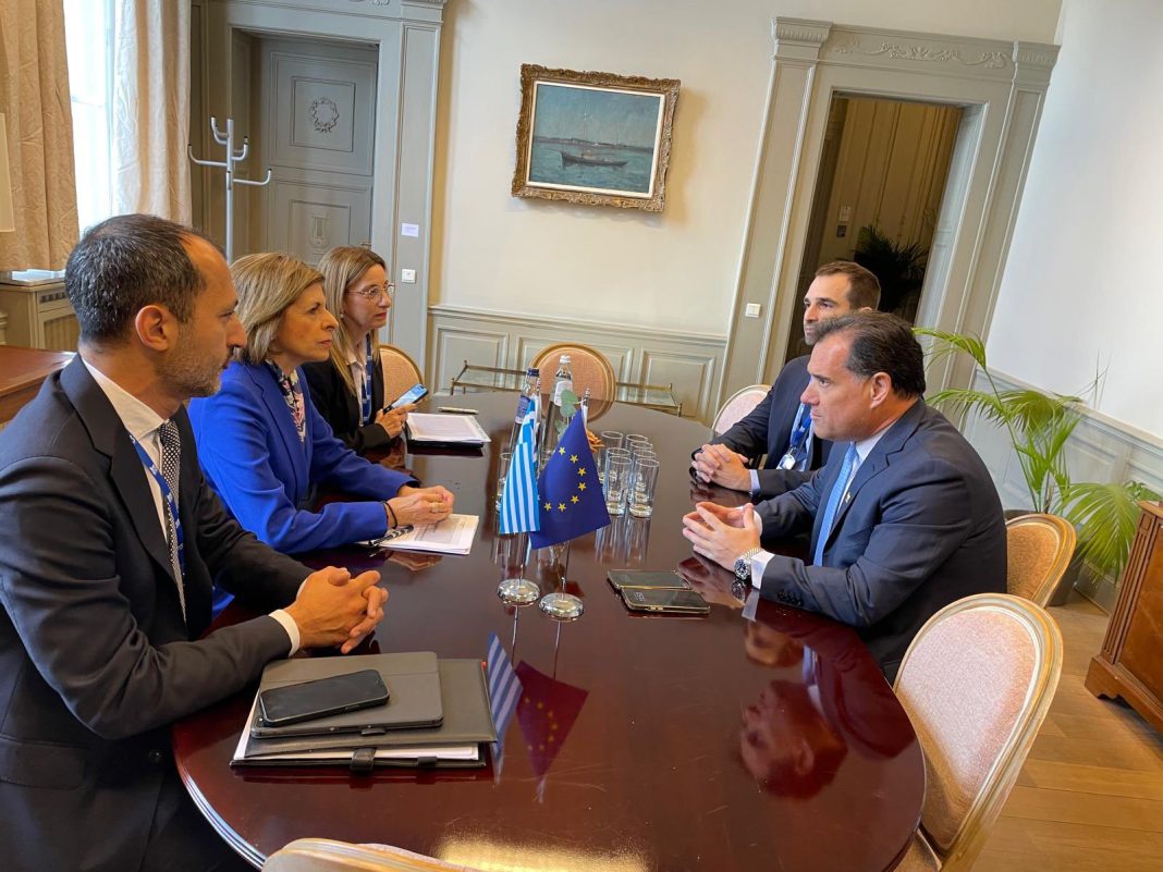 Άδωνις Γεωργιάδης – Βρυξέλλες: Κοινή δράση για την αντιμετώπιση των ελλείψεων φαρμάκων