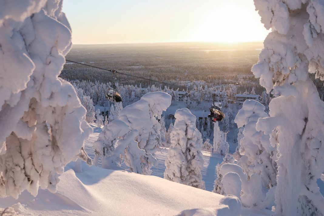 Αειφόρος Λύση για την Υπερθέρμανση: Λαοθάλασσες για Χιόνι στα Χιονοδρομικά Κέντρα