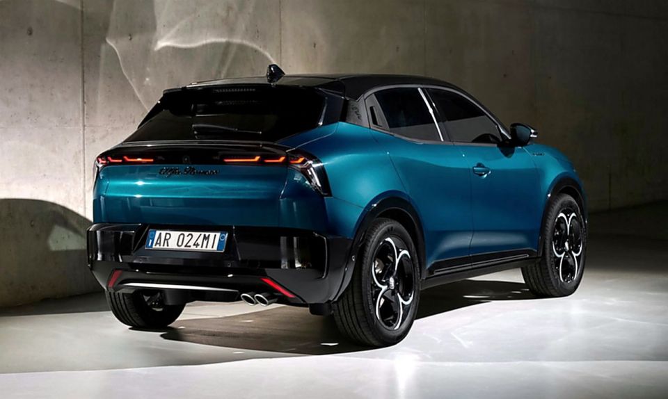 Αίσθηση: Η Alfa Romeo επενδύει στο μέλλον της με το ανανεωμένο Junior
