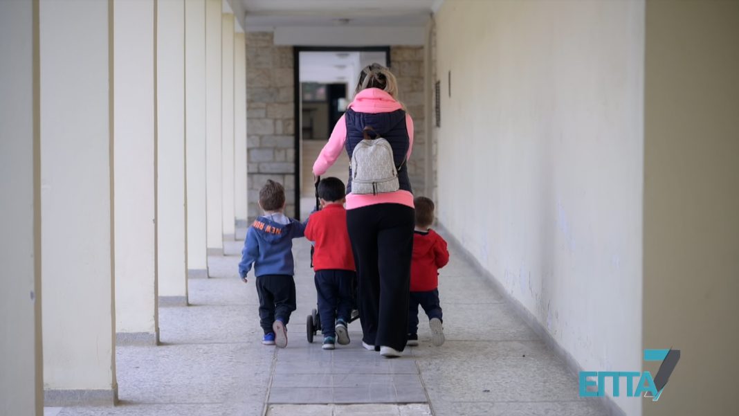 Ανάδοχη και Υιοθεσία: Προσφορά αγάπης στο Παράρτημα Προστασίας Παιδιού Ανάδοχη και Υιοθεσία: Προσφορά αγάπης στο Παράρτημα Προστασίας Παιδιού