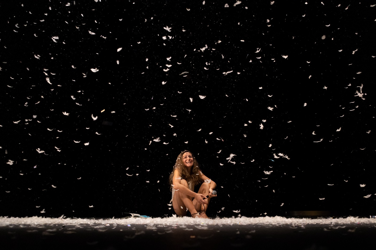 Ανακατομένοι Ονειρα-G.O.L.D: Η Αννα Λεμονάκη επιστρέφει στο θέατρο Πλύφα με μια νέα παράσταση για την αποτυχία και την επιτυχία"
