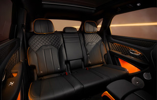 Bentley Bentayga S Black Edition: Το πιο εντυπωσιακό SUV με τη σφραγίδα του μελανού"
