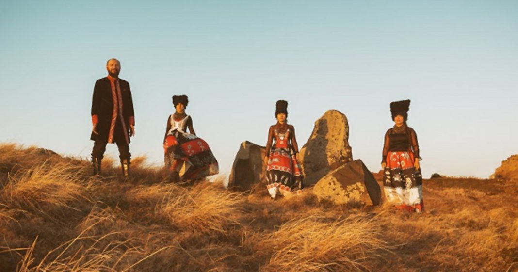 DakhaBrakha: Μια ανακάλυψη μεταξύ των νότων

