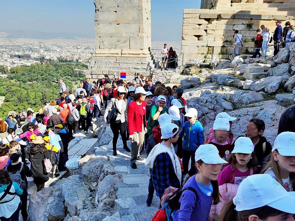 Εξερευνώντας τον κόσμο των μνημείων και των τοποθεσιών: Διεθνής Ημέρα Μνημείων και Τοποθεσιών - Δραστηριότητες για τους νεότερους πολίτες
