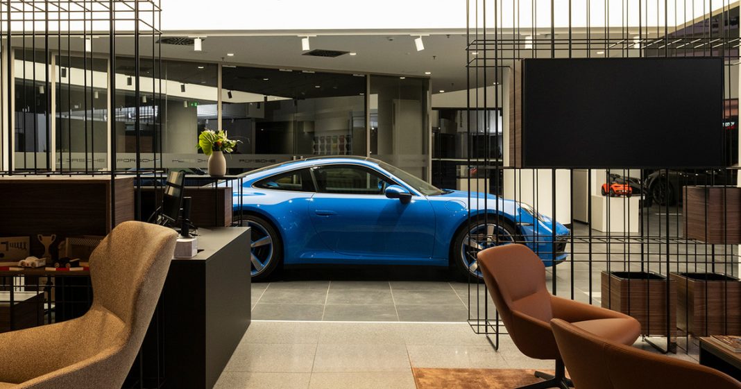 Ένα ταξίδι στον κόσμο της Porsche - Ανανεώθηκε ο τόπος των ονείρων στη Μεταμόρφωση
