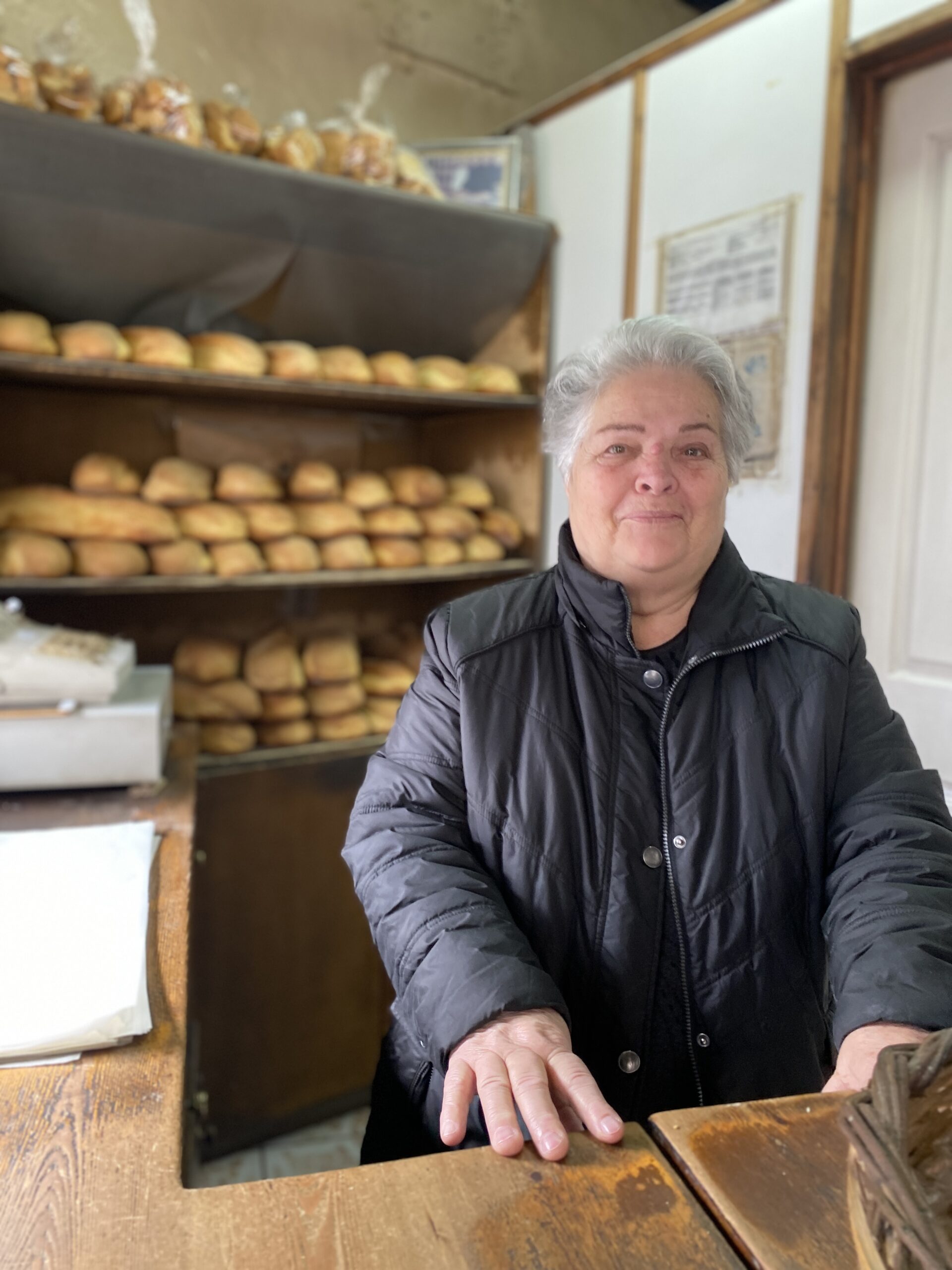 Ένας ξυλόφουρνος βαθιά ριζωμένος σε μια αποκοσμία γεύσης και παράδοσης
