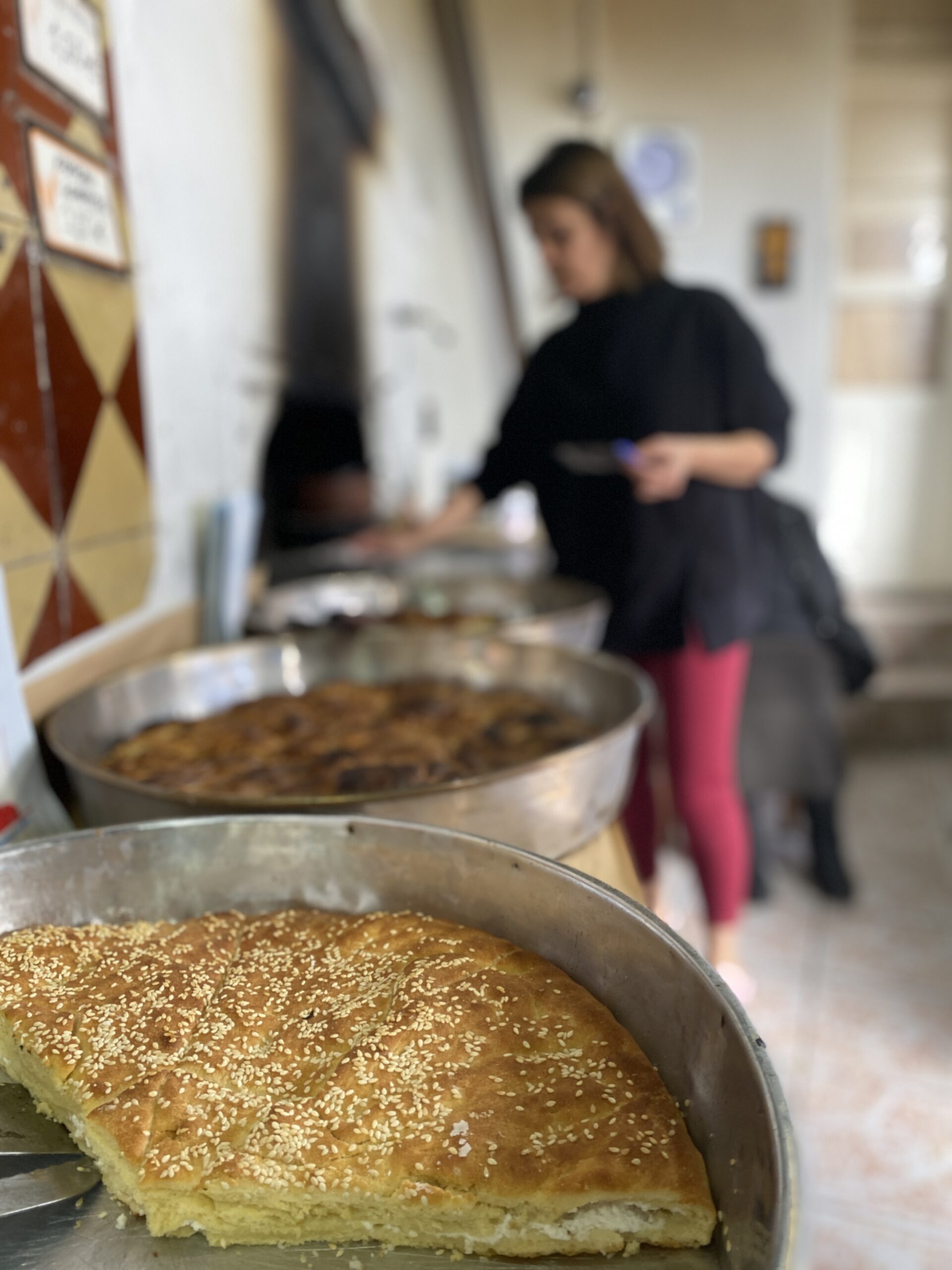 Ένας ξυλόφουρνος βαθιά ριζωμένος σε μια αποκοσμία γεύσης και παράδοσης
