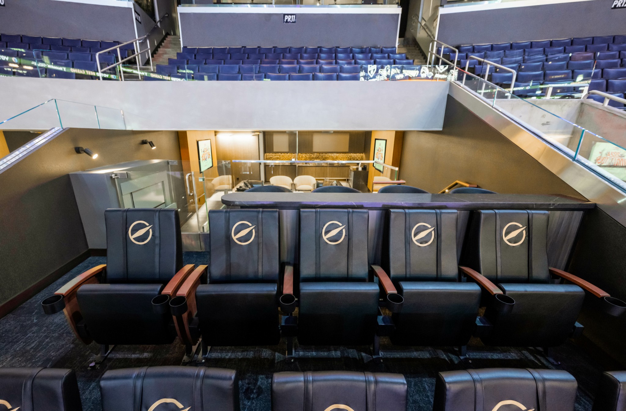 Η Άγνωστη Πολυτέλεια των VIP Κερκίδων του ΝΒΑ: Μια Εμπειρία Εκτός Συνηθισμένων"