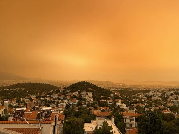 Η ανεξέλεγκτη εξέγερση της αφρικανικής σκόνης: Ένα ολέθριο φαινόμενο στην Αττική"
