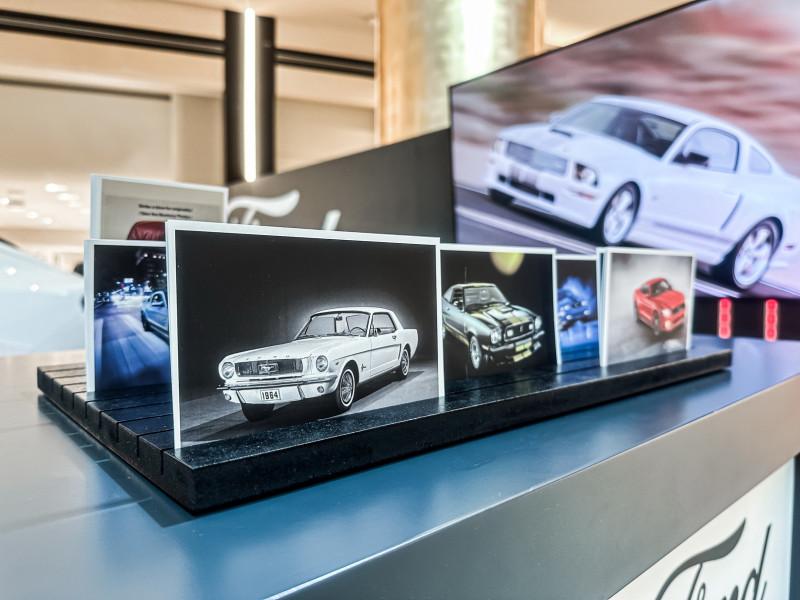 Η Ford Mustang Mach-E ξεσηκώνει το Golden Hall με τα 60 χρόνια της Mustang
