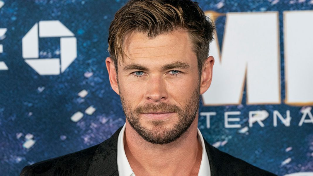 Η γενετική προδιάθεση του Chris Hemsworth για Αλτσχάιμερ και ο τρόπος ζωής που βοηθά στην προστασία του μυαλού