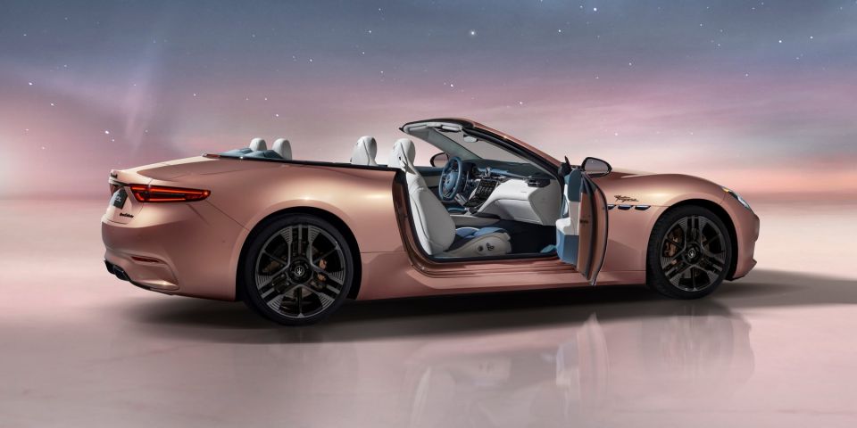 Η νέα Maserati Grancabrio Folgore: Ηλεκτρική απόλαυση σε υπερπολυτελές κάμπριο 
