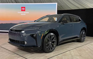 Η Toyota ανακοινώνει την ηλεκτροκίνηση της γκάμας της στο πλαίσιο του Massive EV Ramp-Up"

