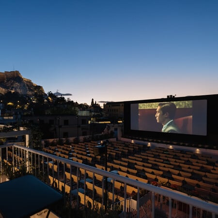 Ξανά βρίσκεται κοντά μας το Cine Paris
