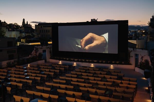Ξανά βρίσκεται κοντά μας το Cine Paris
