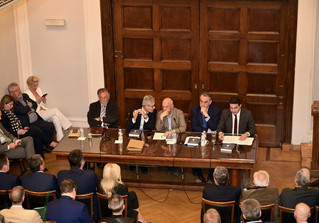 Μαζική προσέλευση στην παρουσίαση του νέου βιβλίου του Άγγελου Τσιγκρή στην Αθήνα
