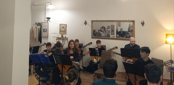 Με επιτυχία πραγματοποιήθηκε η συναυλία της Κιθαριστικής Ορχήστρας Πατρών, στη Διδάχειο Σάλα Πολιτισμού