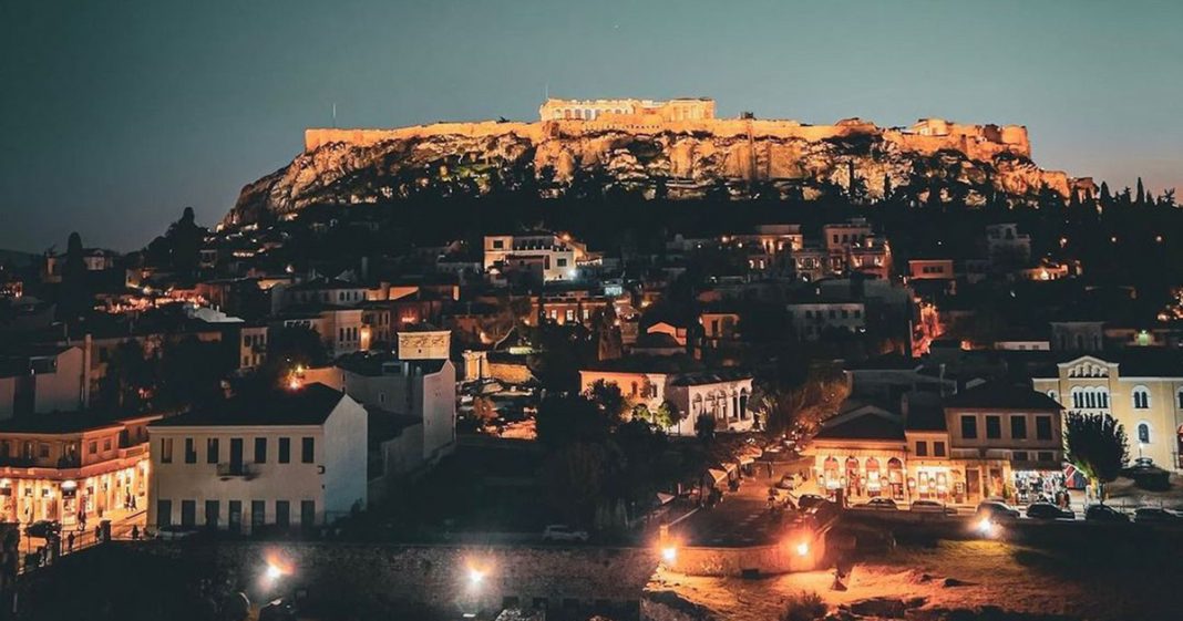 Να για χαλαρές εξόδους με θέα την Ακρόπολη στις υπέροχες ταράτσες της Αθήνας
