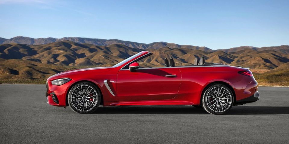 Νέα έκδοση της Mercedes CLE: Η απόλυτη πολυτέλεια του AMG 53 με 49 ίππους
