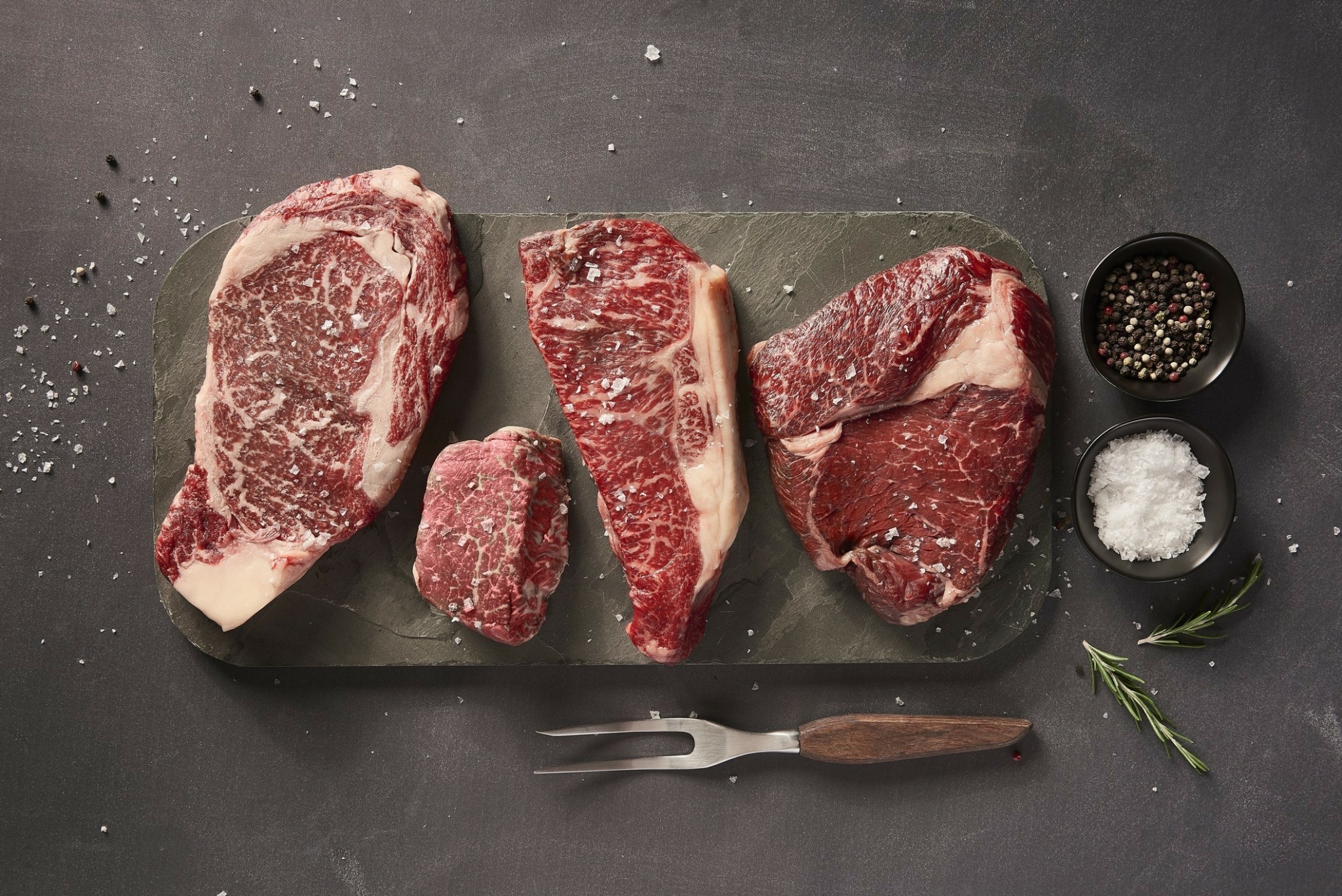 Νέα εποχή για τη γαστρονομία: Κρέας Wagyu, φουά γκρα και τόνος δημιουργούνται πλέον σε εργαστήρια

