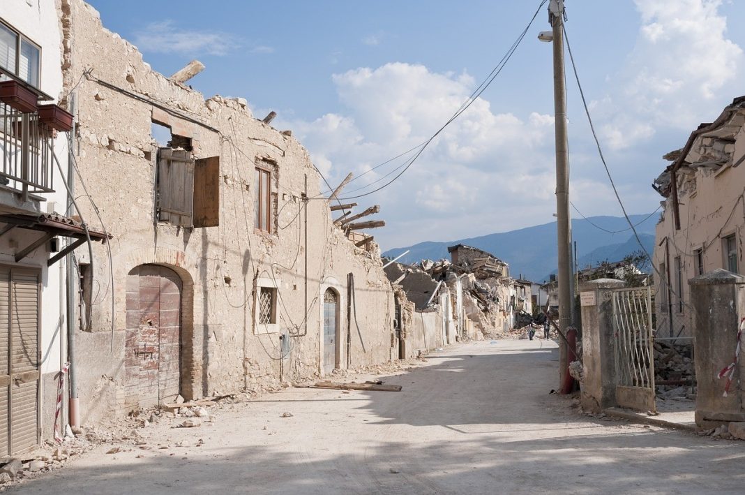 Νέα ευρήματα αποκαλύπτουν τη σύνδεση μεταξύ καιρικών φαινομένων και σεισμικής δραστηριότητας