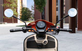 Νέα Vespa Gtv, η μοναδική αίγλη της Vespa γίνεται ακόμα πιο αθλητική
