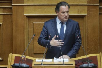 Νέες προοπτικές για τους γιατρούς του ΕΣΥ με το άνοιγμα ιδιωτικών ιατρείων
