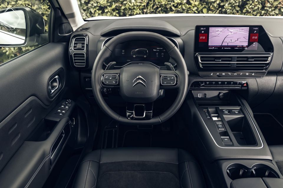 Νέο Citroen C5 Aircross Hybrid: Οδηγία άνεσης και οικονομίας
