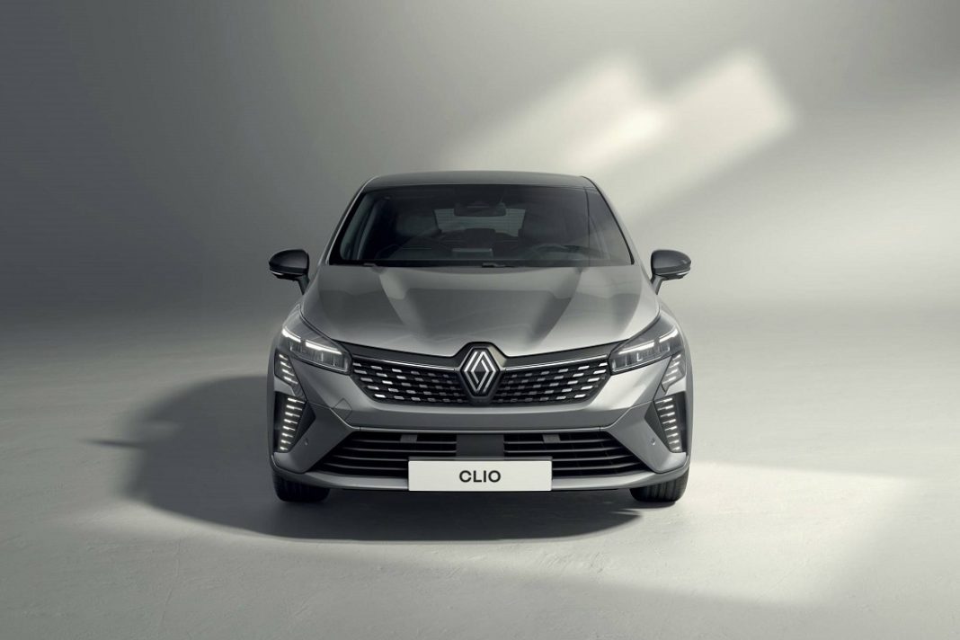 Νέο Renault Clio: Η αυτοκινητοβιομηχανία ξεκινά νέα εποχή!
