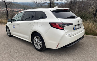 Νέο Υβριδικό Suzuki Swace: Ευρύχωρο, οικονομικό και πρακτικό
