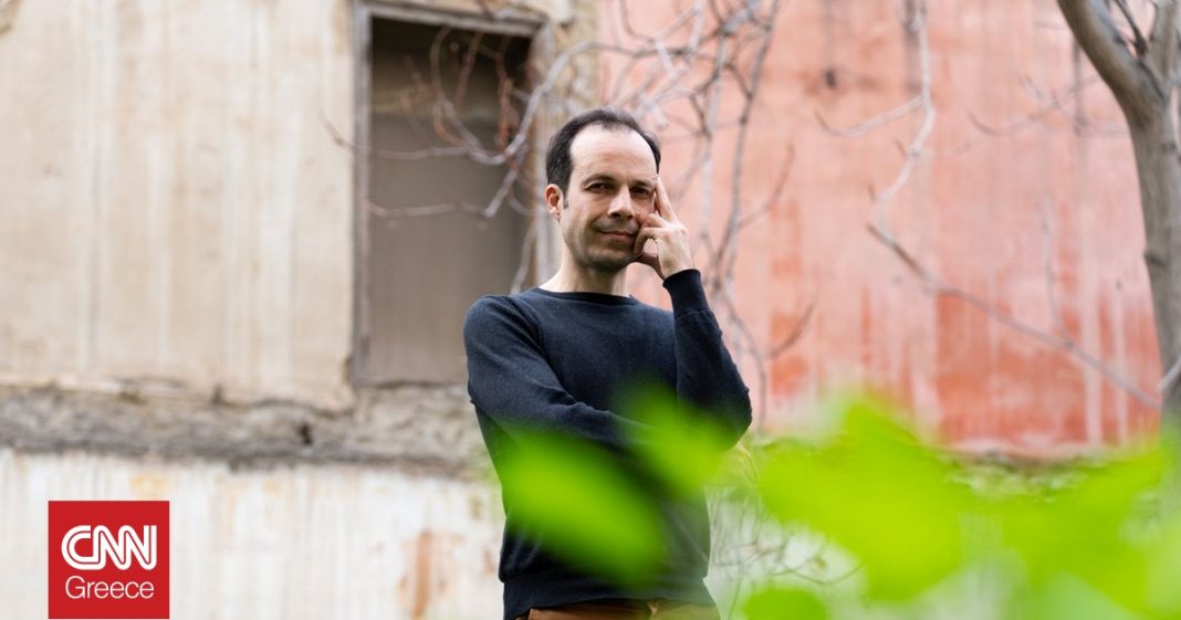Νέος Κόσμος Λέξεων: Όταν ο Αχιλλέας ΙΙΙ Ανατινάζει τη Δημιουργικότητα μέσα από τις Σελίδες του 
