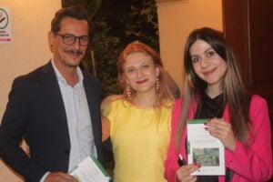 Νέος κύκλος δημιουργίας για την Κλεοπάτρα Σβανά: "Το επίτευγμα πίσω από τις κάμερες"
