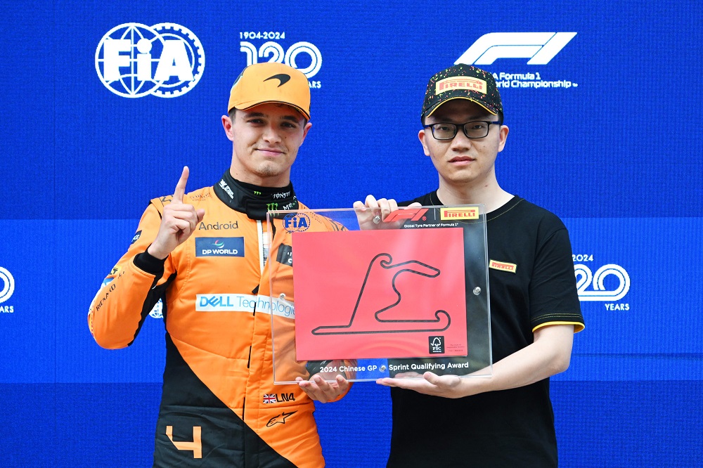 Νόρις στην pole! Ανατροπές υπό βροχή στον αγώνα F1 Κίνα, Sprint